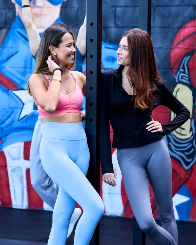 94319674-d9a4-44fa-80ea-b8d370d87e2e (Custom)